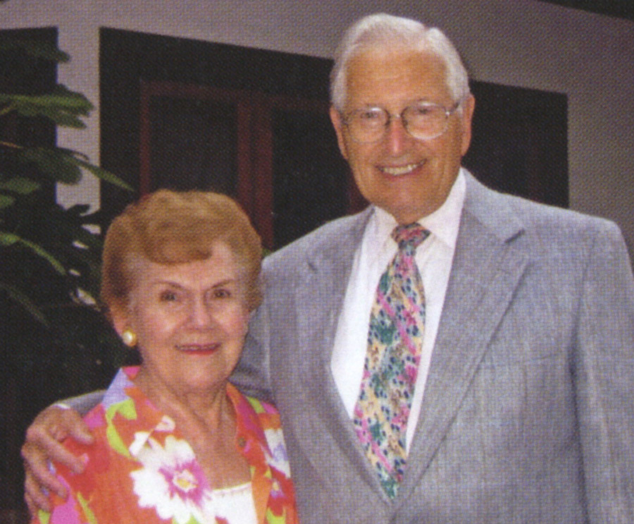 Sam Bernsen ’49 with his wife Elizabeth